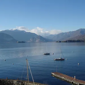 La Dama Del Porto , Laveno-Mombello Italy